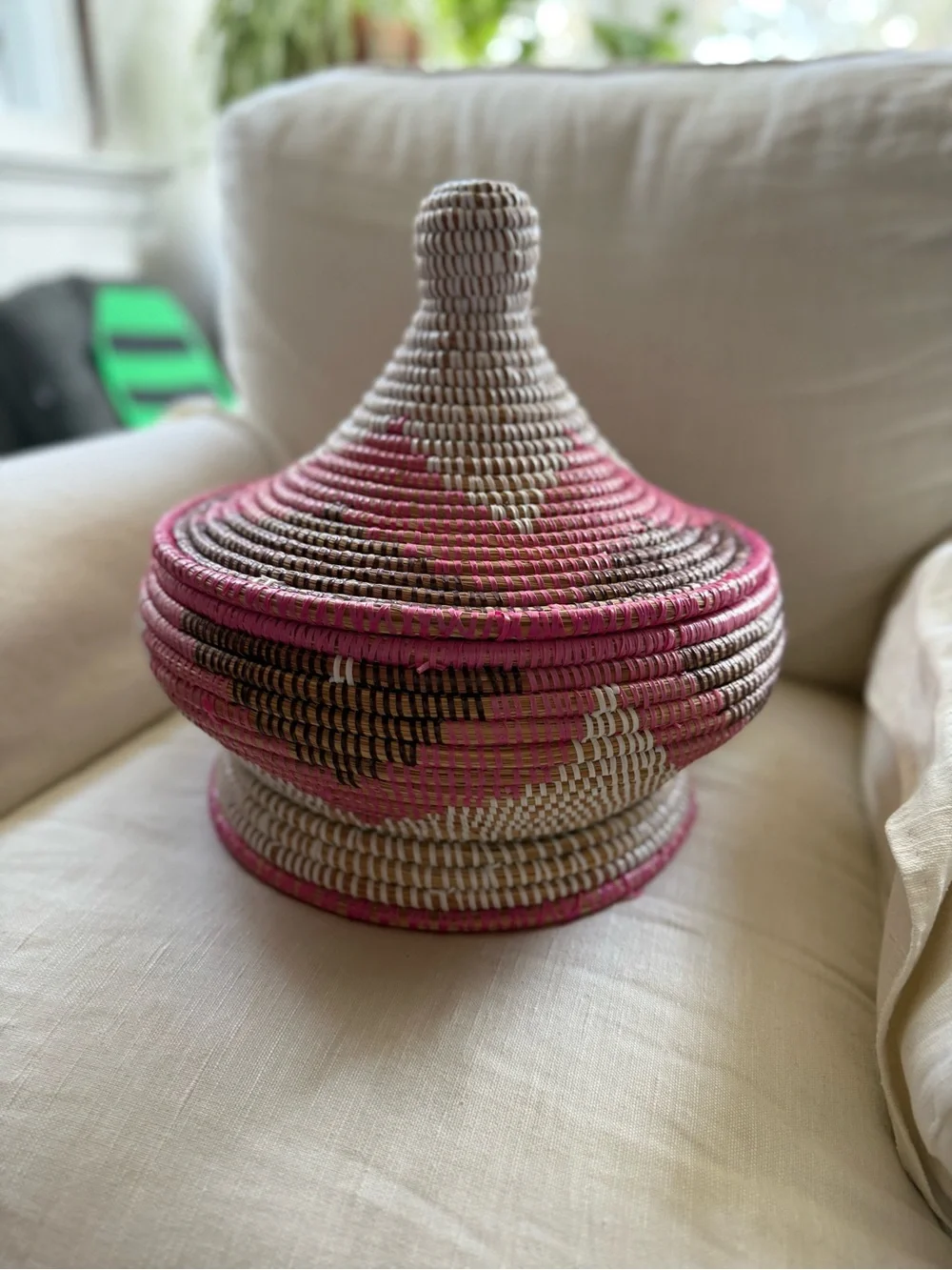 traditional African handwoven lidded basket pink brown and white EUC